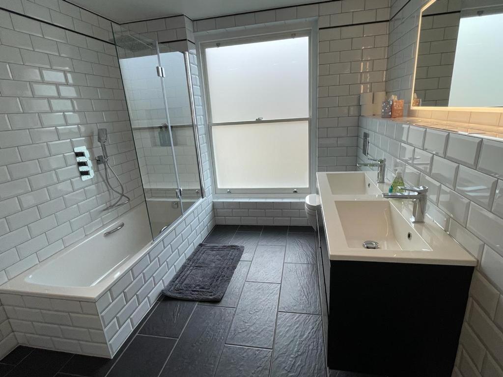 Luxury Apartment In Belsize Park London Ngoại thất bức ảnh